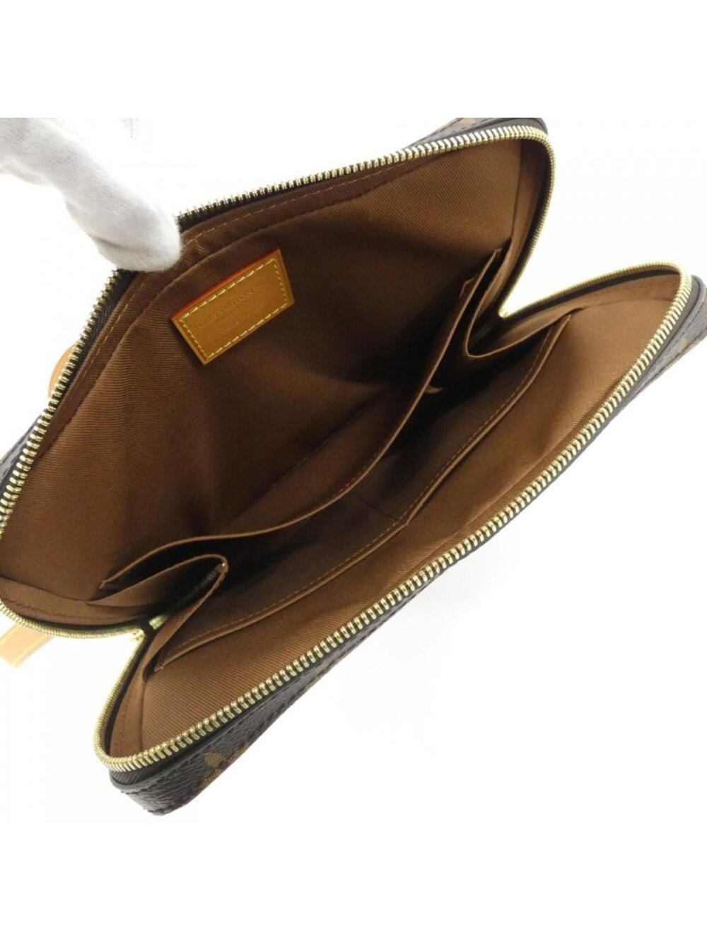 Louis Vuitton Monogram Soft Trunk Messenger PM - Picture 6 of 6